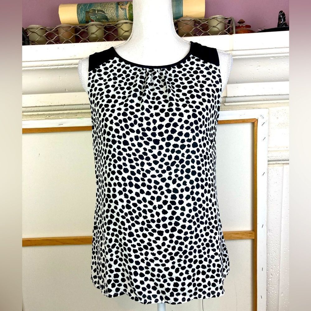 Loft Polka Dot/Animal print Sleeveless Blouse, black shoulders